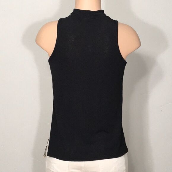 New Aqua V-neck top. NWOT - Picture 5 of 6